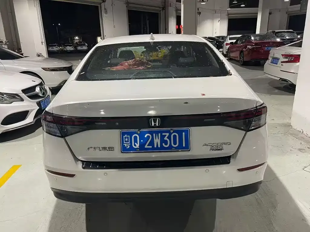 Honda Accord 2023 из CN, фото 2