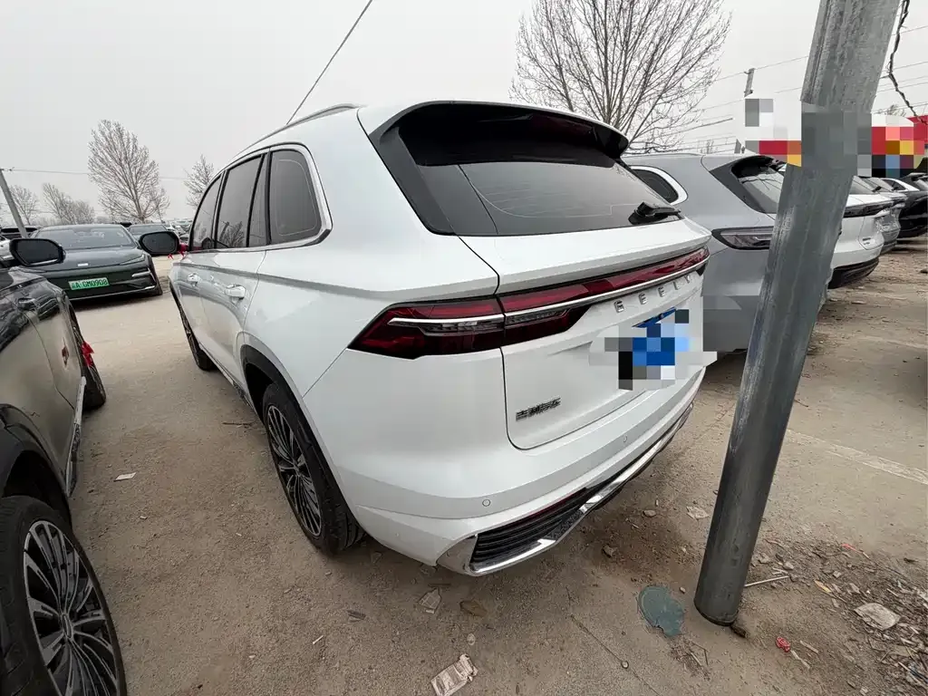 Geely Xingyue L — фото 6