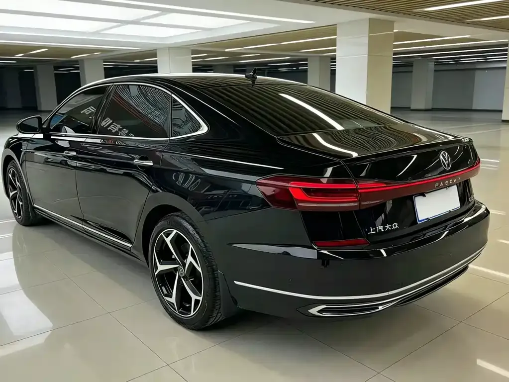 Volkswagen Passat 2022 из CN, фото 9