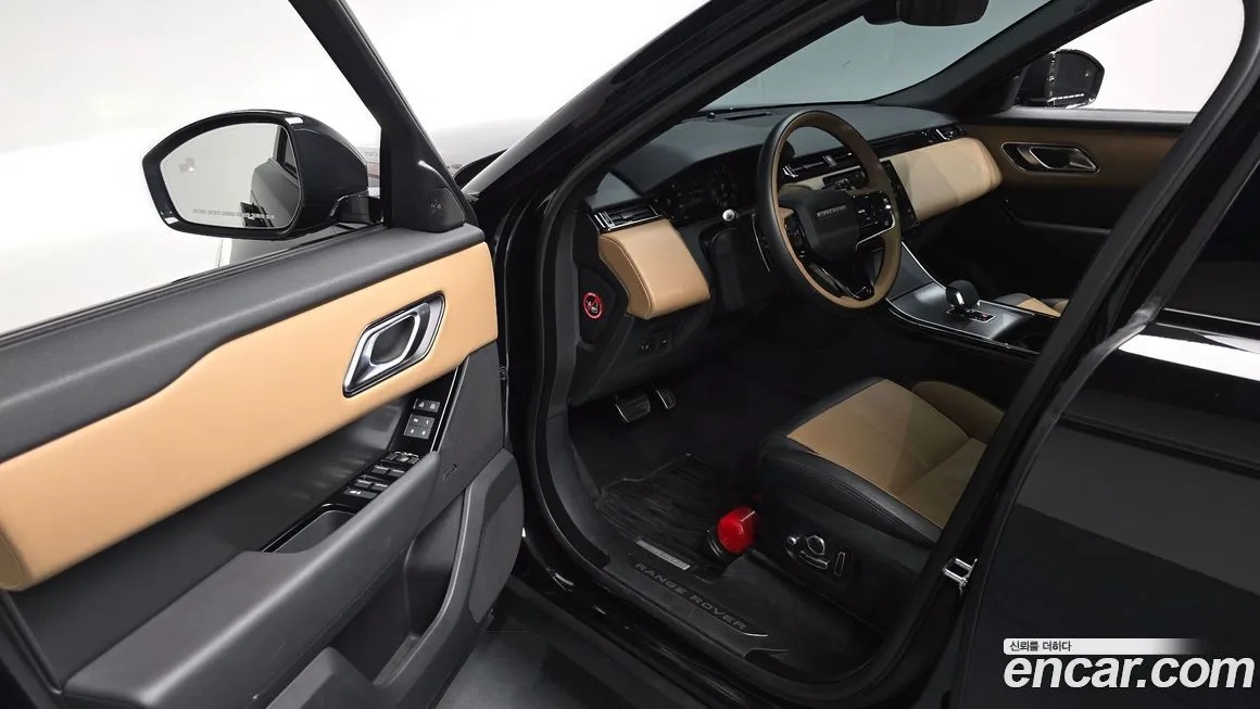 Land Rover Range Rover Velar 2025 из KR, фото 2