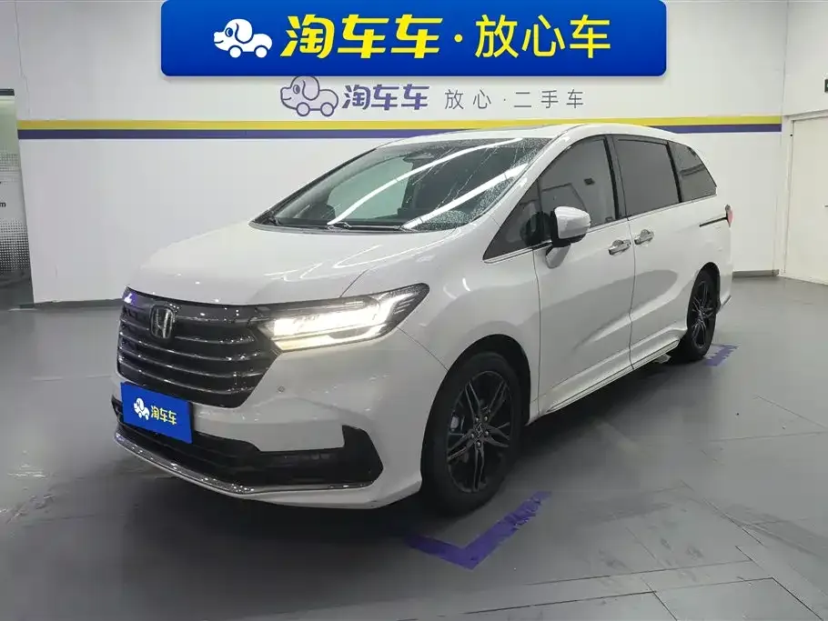 Honda Odyssey — фото 1