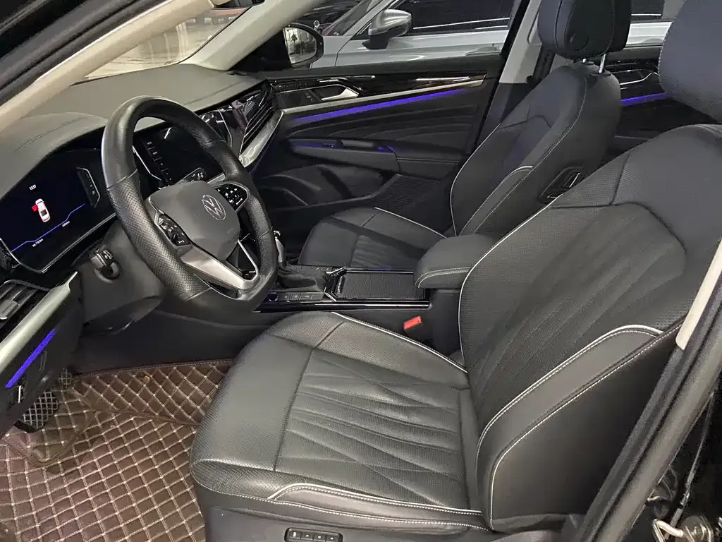 Volkswagen Passat 2022 из CN, фото 5