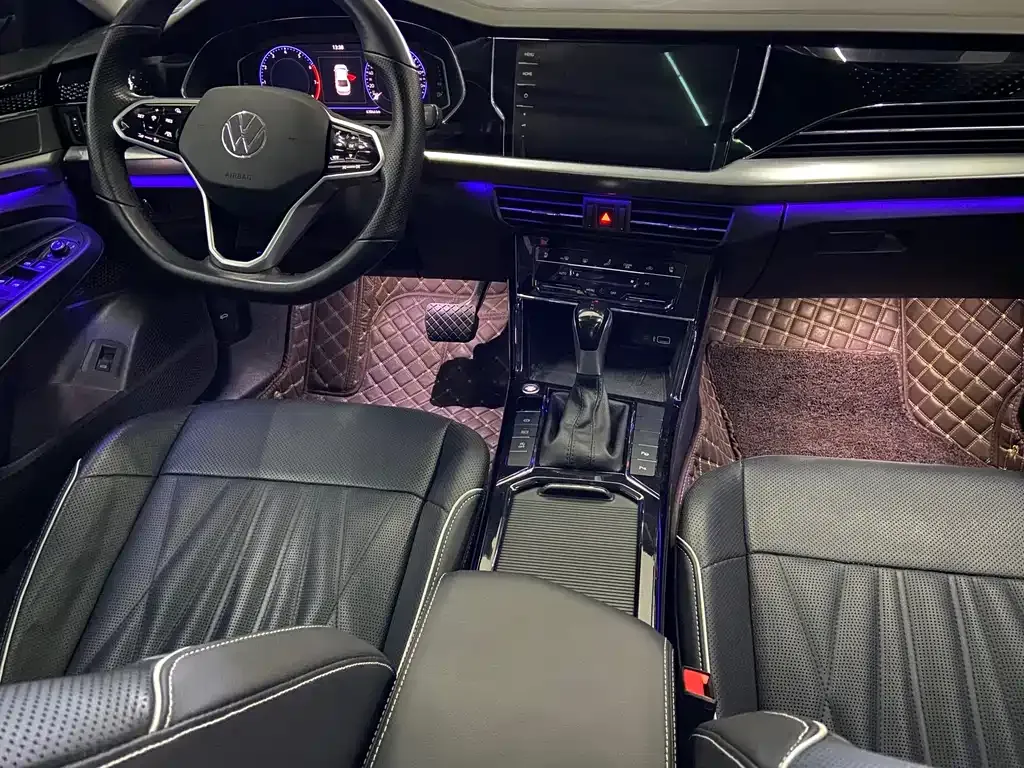 Volkswagen Passat 2022 из CN, фото 8