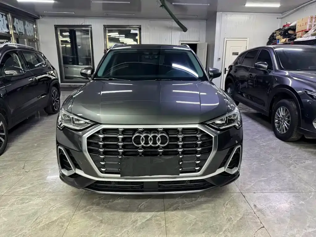 Audi Q3 — фото 4