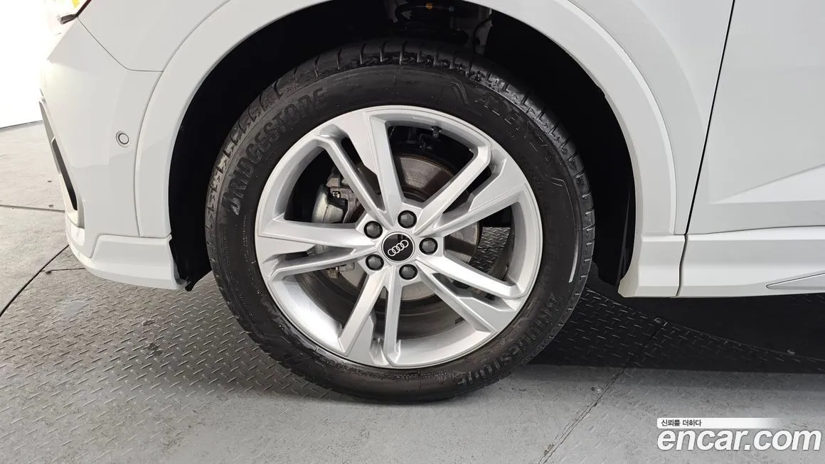 Audi Q3 2022 из KR, фото 10