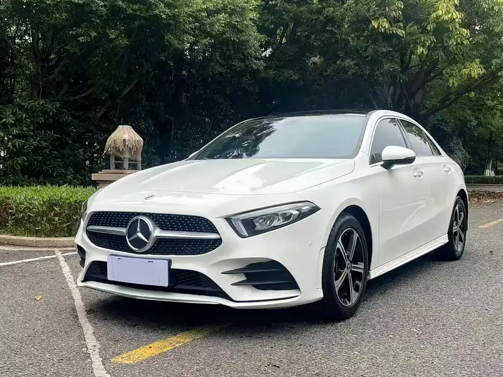 Mercedes-Benz A-Class — фото 1
