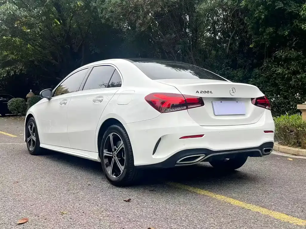 Mercedes-Benz A-Class — фото 10