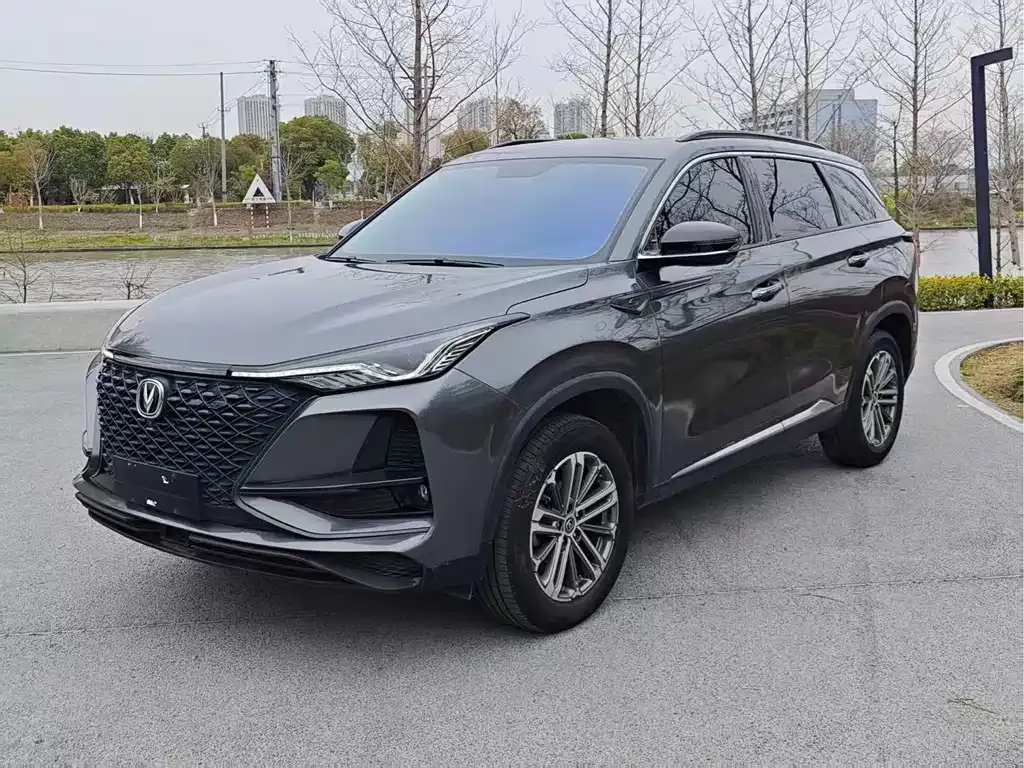 Changan CS75PLUS — фото 3