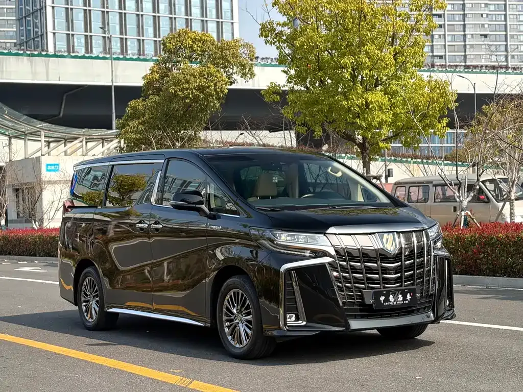 Toyota Alphard 2022 из CN, фото 10
