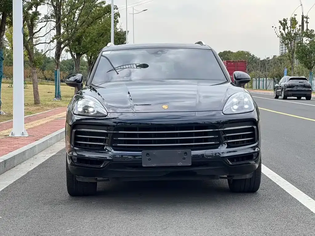 Porsche Cayenne — фото 4