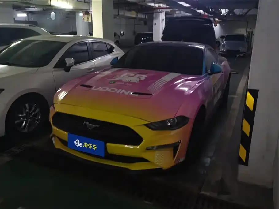 Ford Mustang 2023 из CN, фото 1