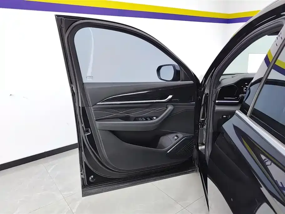 Geely Xingyue L 2025 из CN, фото 3