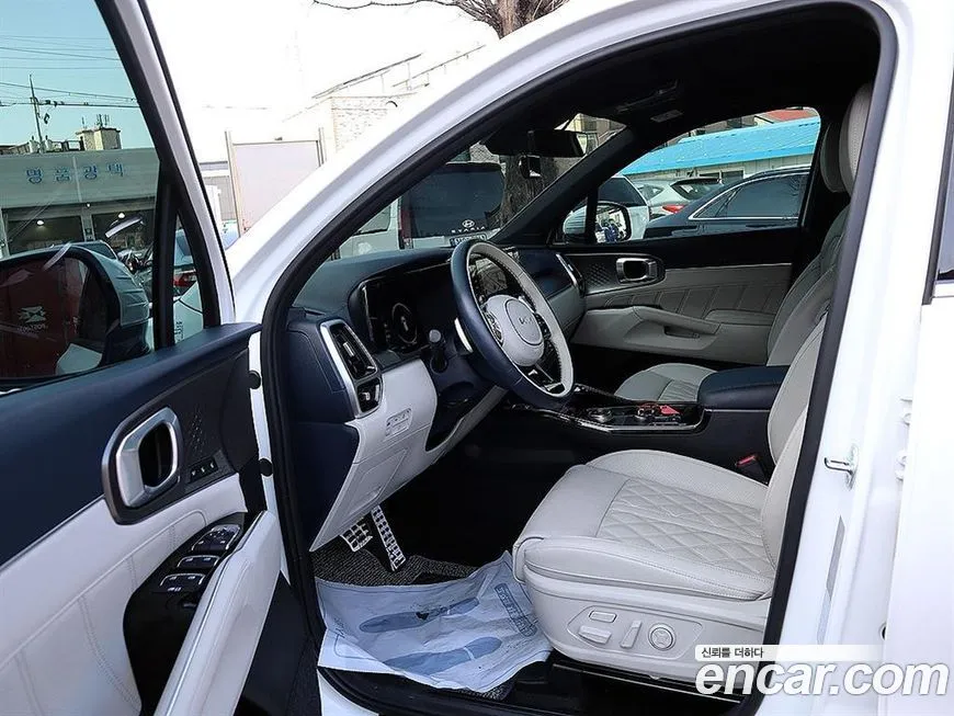Kia Sorento — фото 8