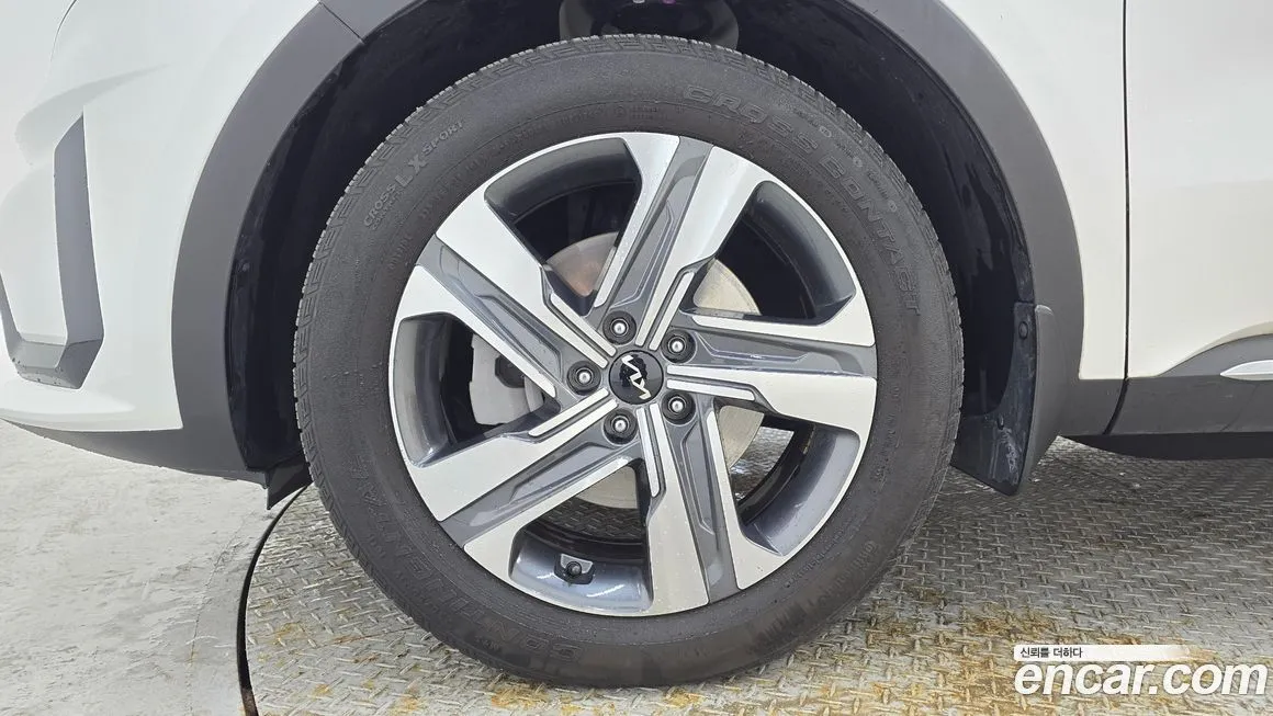Kia Sorento — фото 5