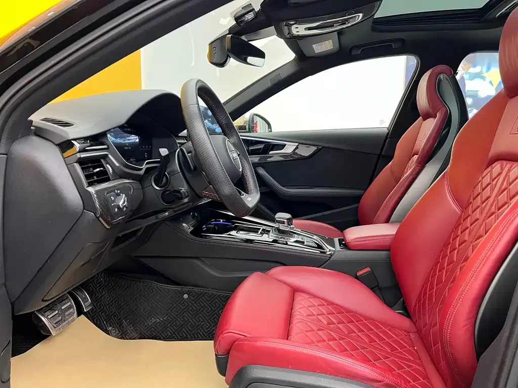 Audi S4 2024 из CN, фото 3