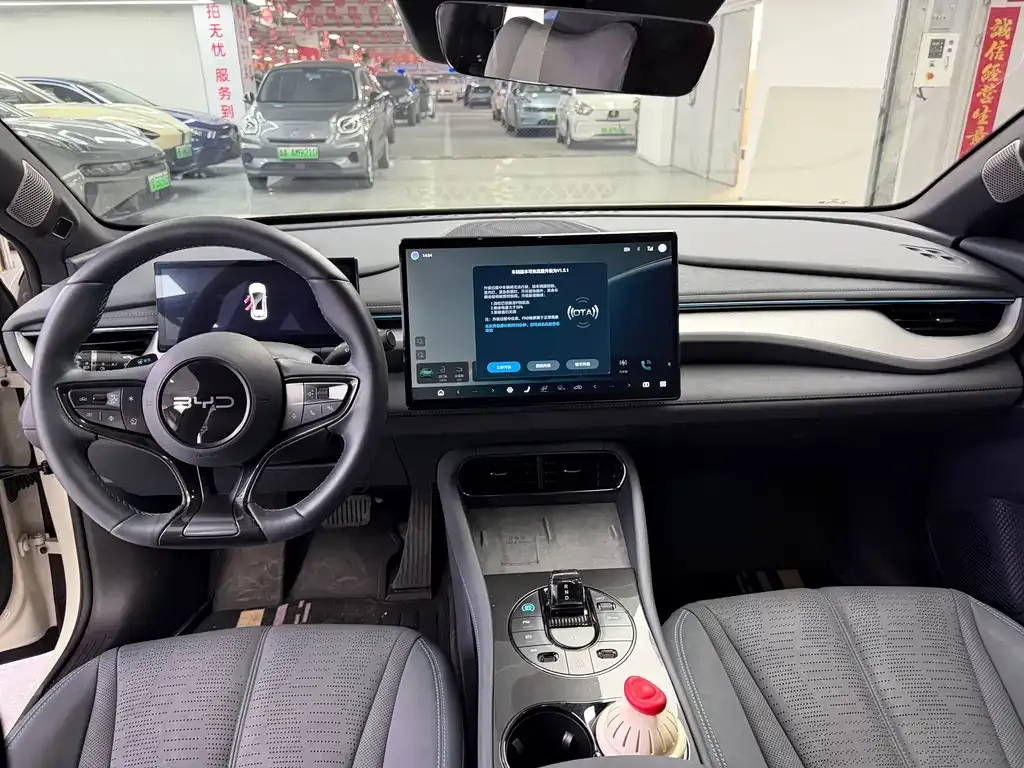BYD Seal 06GT — фото 8