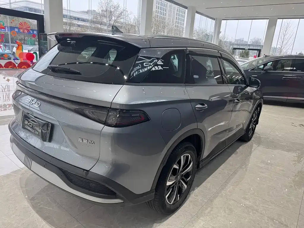BYD Seal 05 DM-i — фото 10