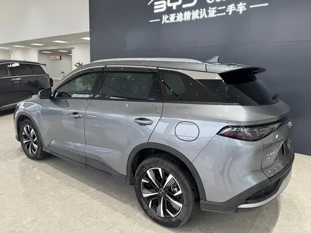BYD Seal 05 DM-i — фото 6