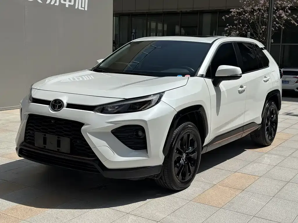 Toyota Wildlander 2023 из CN, фото 2