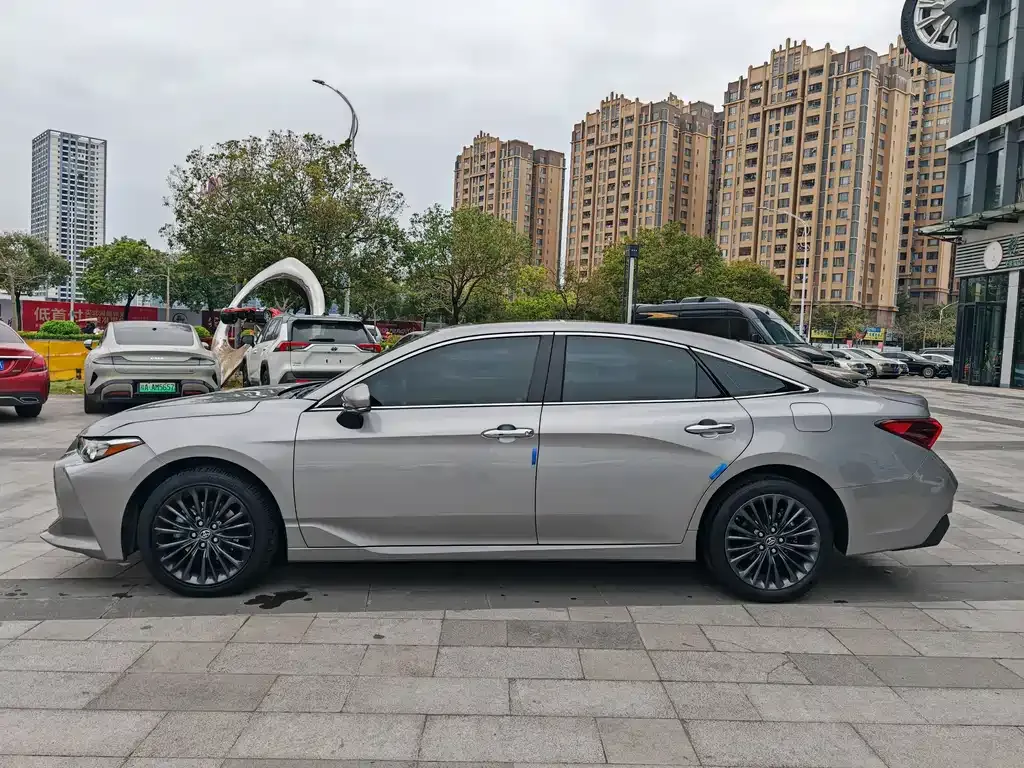 Toyota Avalon 2021 из CN, фото 10