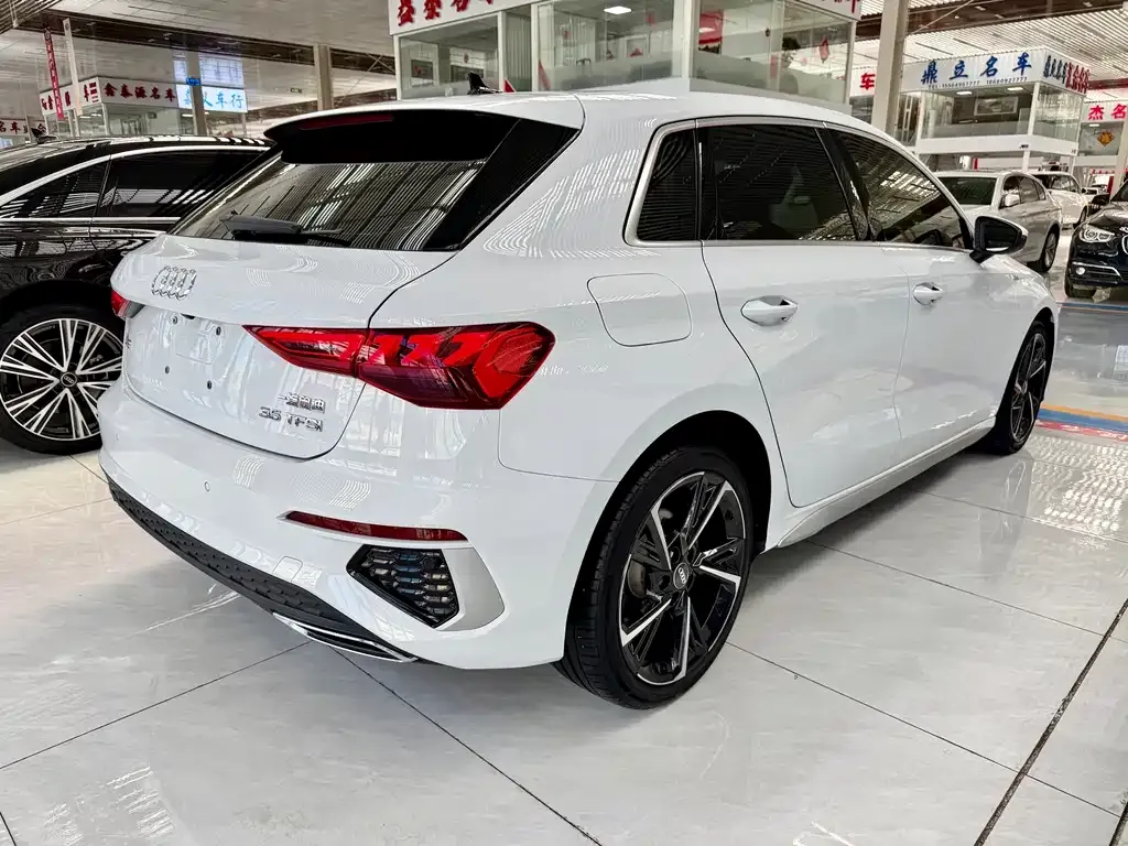 Audi A3 — фото 8
