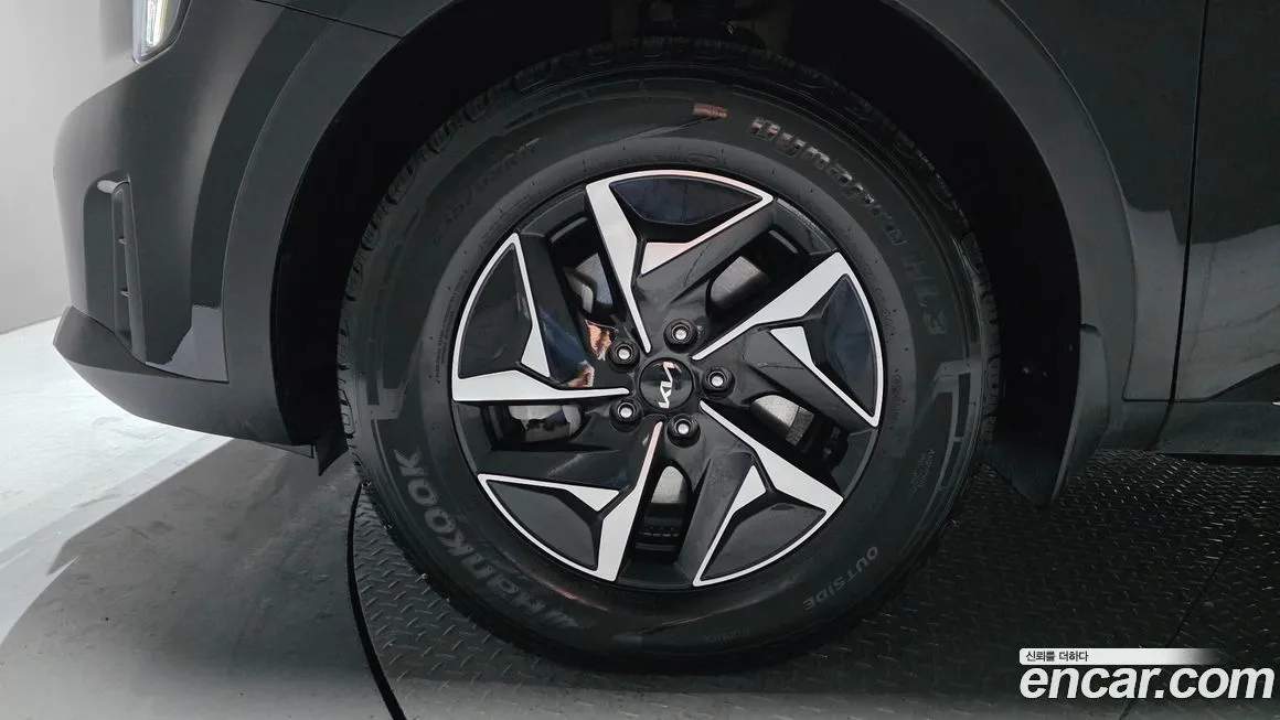 Kia Sorento — фото 5
