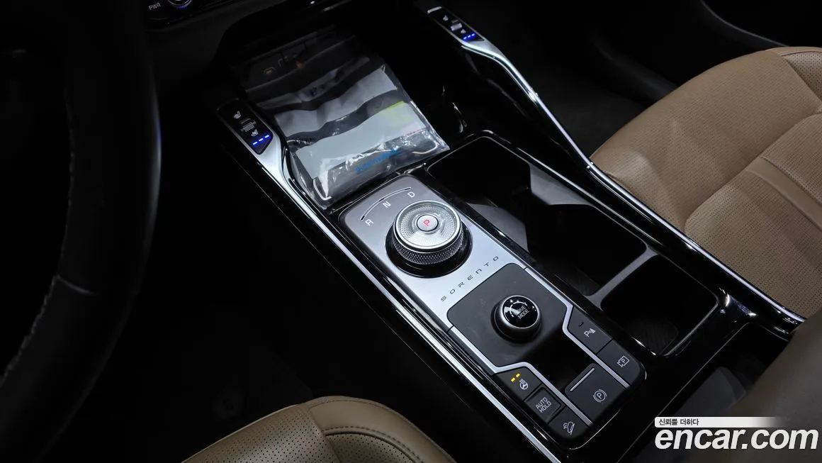 Kia Sorento — фото 8