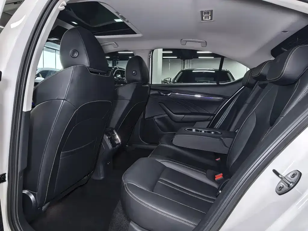Skoda Octavia — фото 3