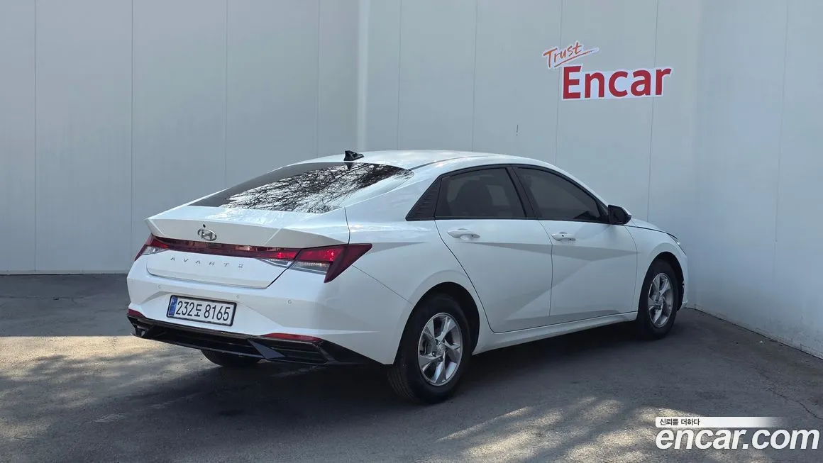 Hyundai AVANTE — фото 2