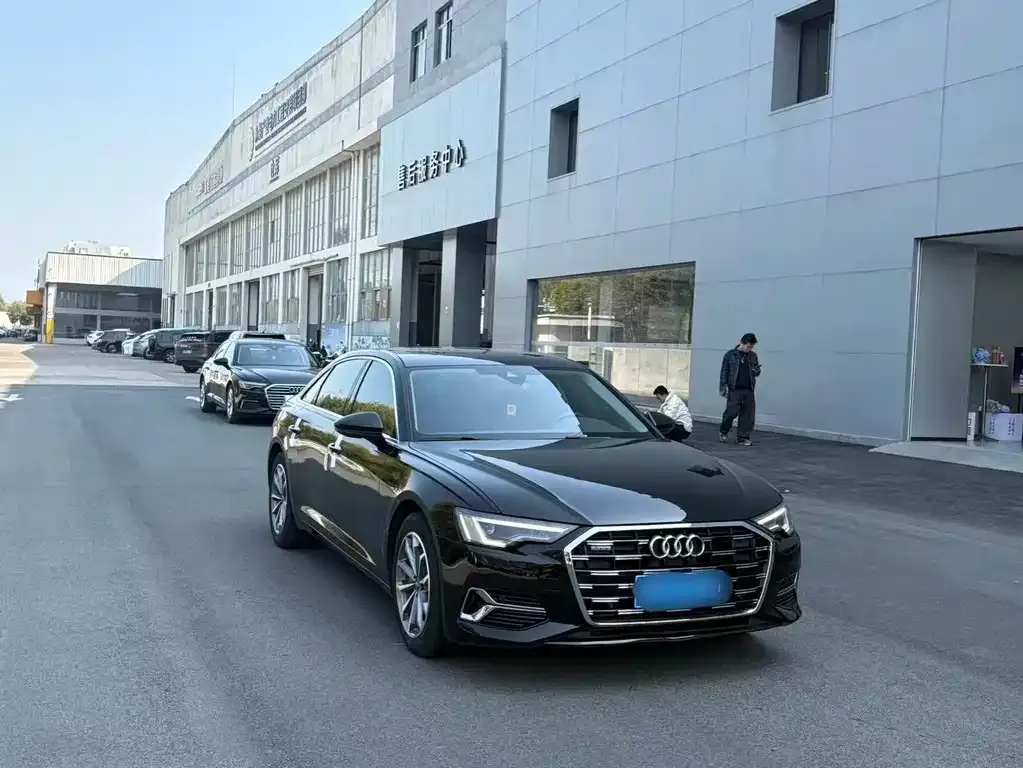 Audi A6L 2021 из CN, фото 8