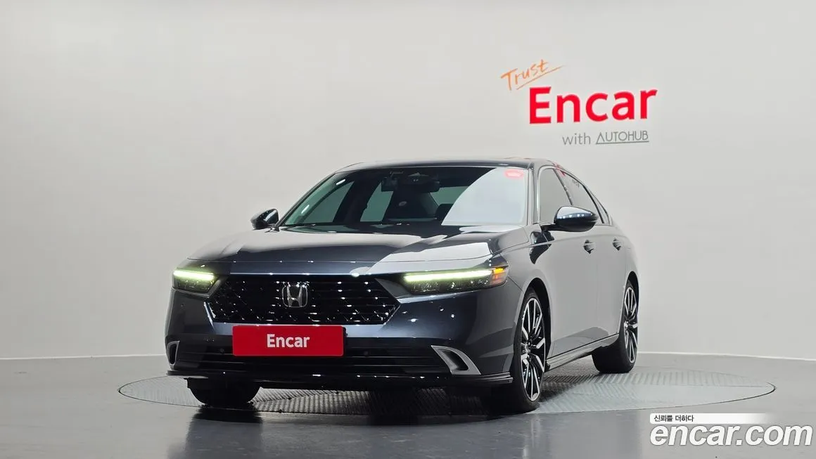 Honda Accord — фото 9