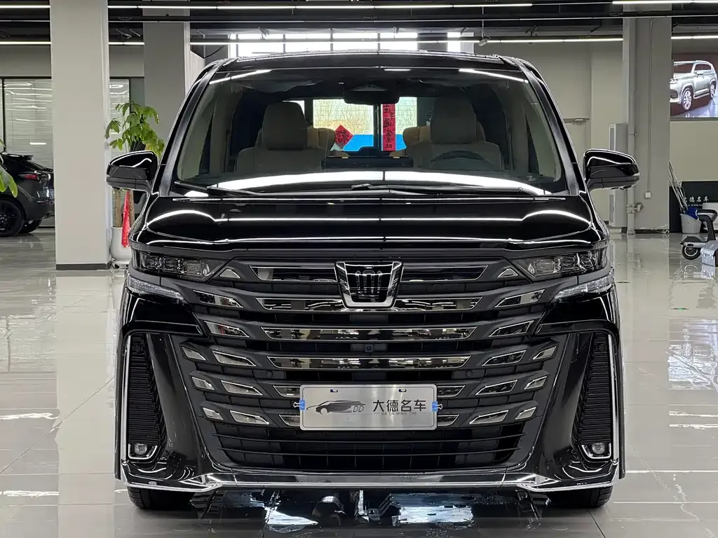 Toyota Vellfire — фото 7