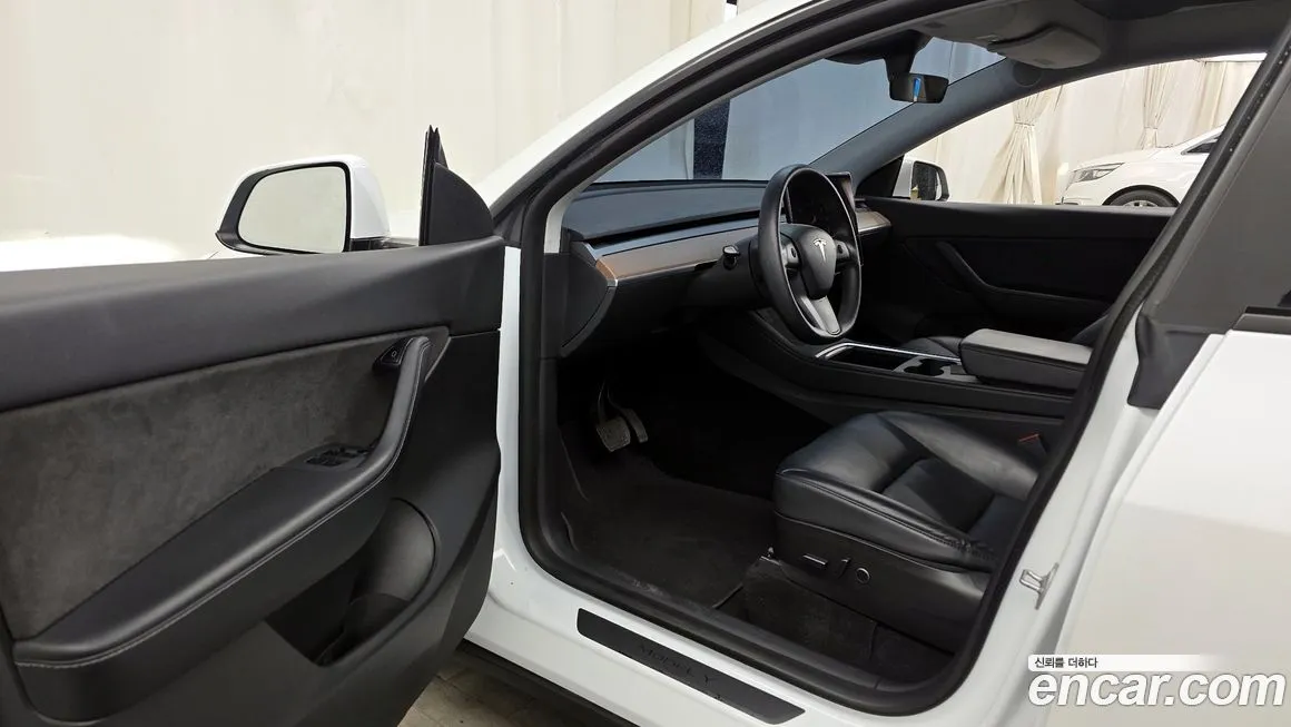 Tesla Model Y 2021 из KR, фото 8