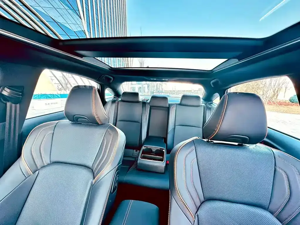 Toyota Avalon 2025 из CN, фото 9