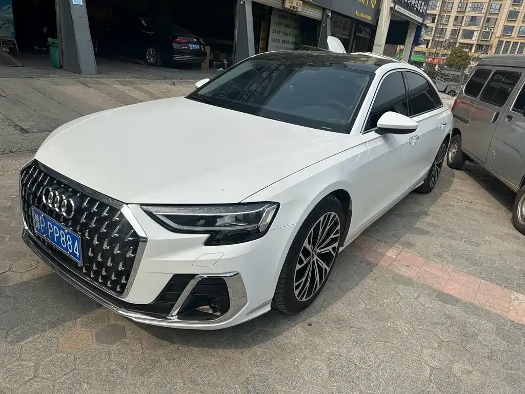 Audi A8 2023 из CN, фото 1