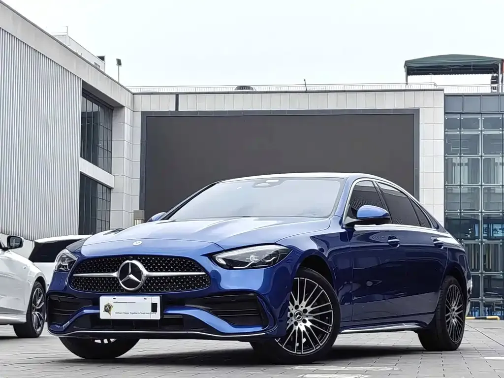 Mercedes-Benz C-Class — фото 1
