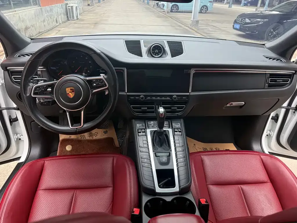 Porsche Macan 2022 из CN, фото 8