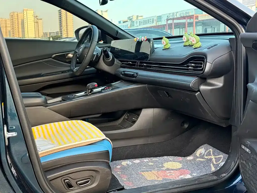 GAC Motor Shadow Leopard — фото 7