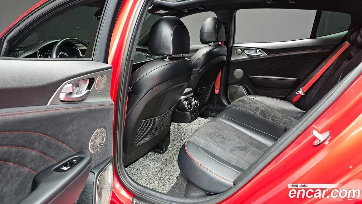 Kia Stinger 2023 из KR, фото 4