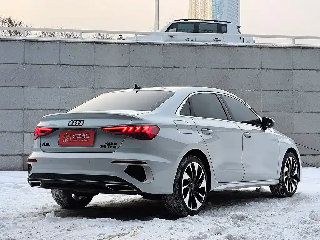Audi A3 2023 из CN, фото 5