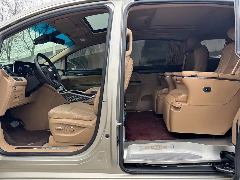 Buick GL8 2021 из CN, фото 6