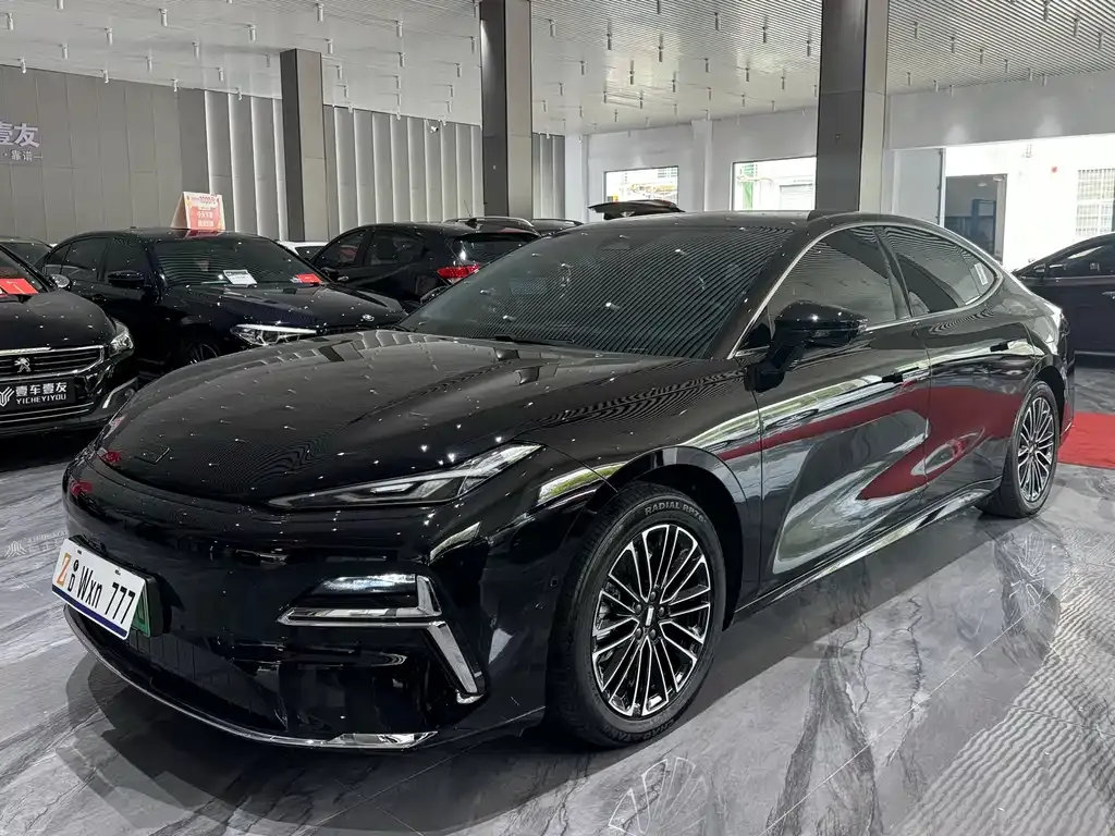 Geely Galaxy Xingyao 8 2025 из CN, фото 9