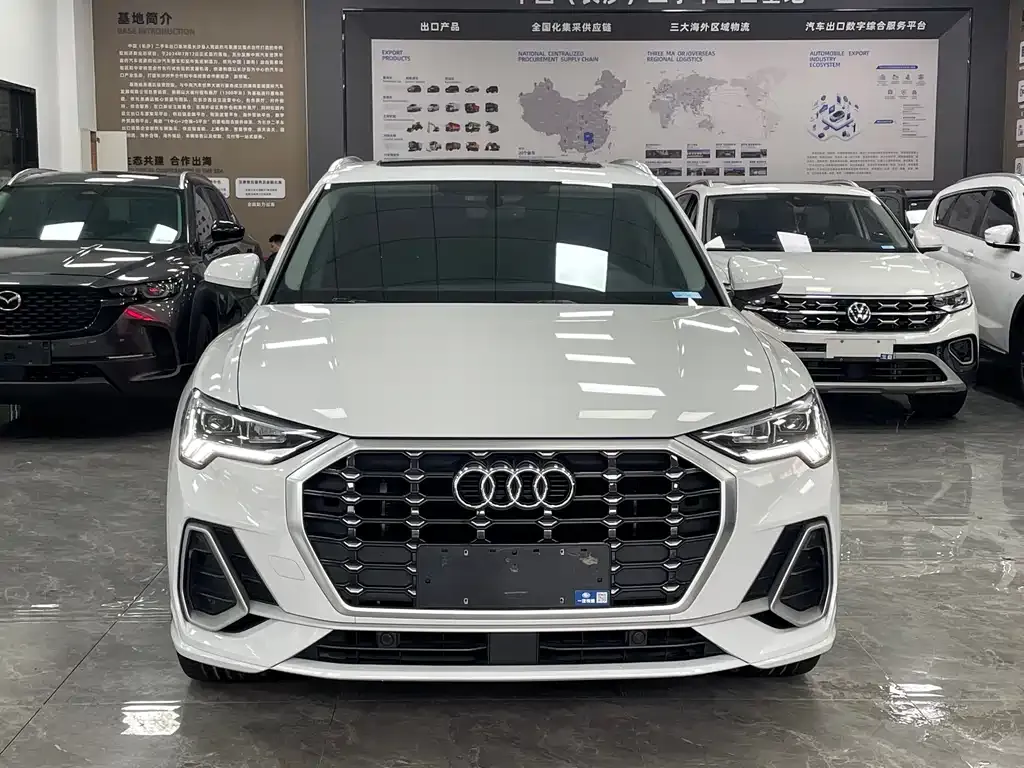 Audi Q3 2022 из CN, фото 10