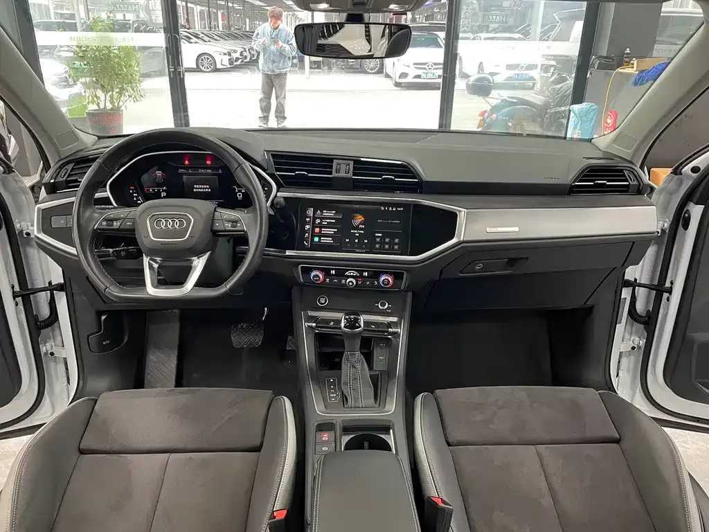 Audi Q3 2022 из CN, фото 9