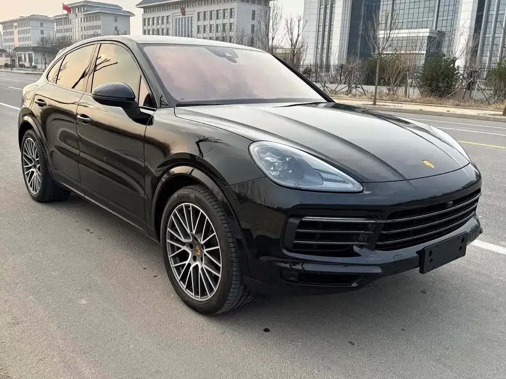 Porsche Cayenne — фото 7