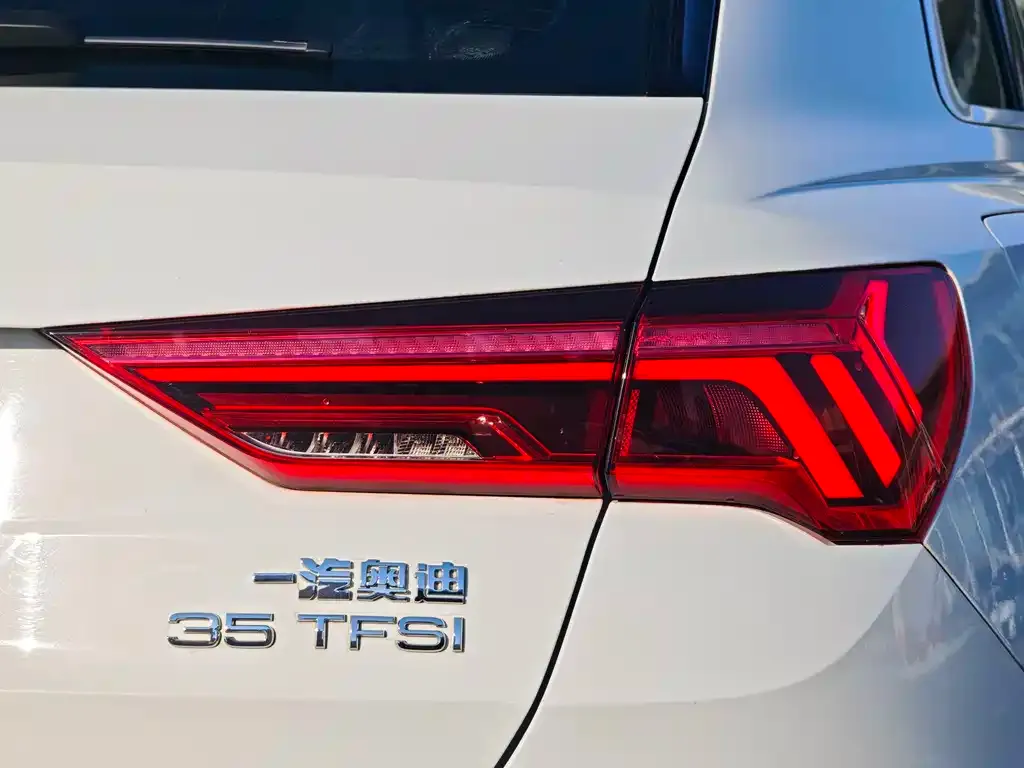 Audi Q3 2022 из CN, фото 8