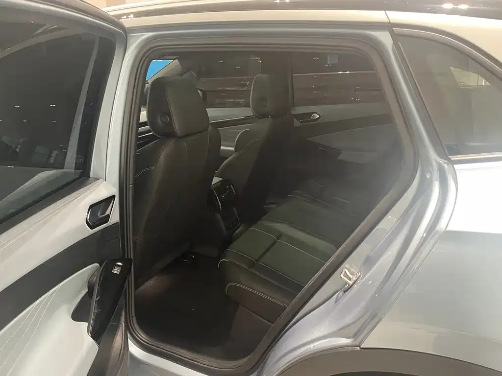 Volkswagen ID.4 X 2024 из CN, фото 9