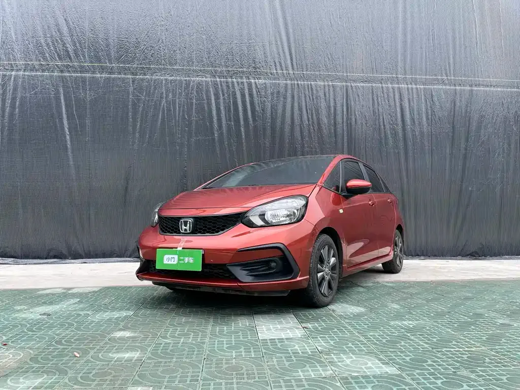 Honda Fit — фото 1