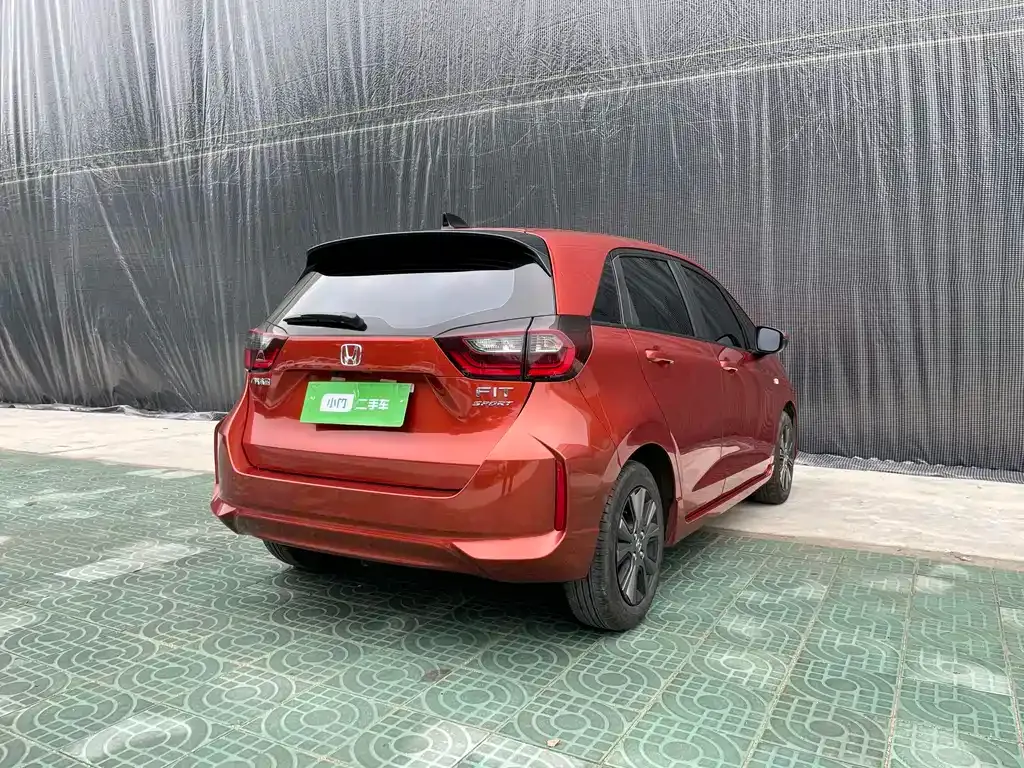 Honda Fit — фото 9