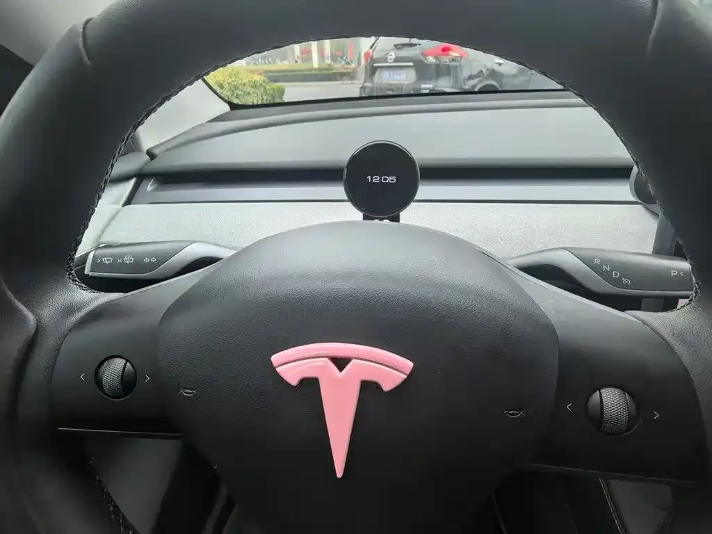 Tesla Model Y 2024 из CN, фото 5